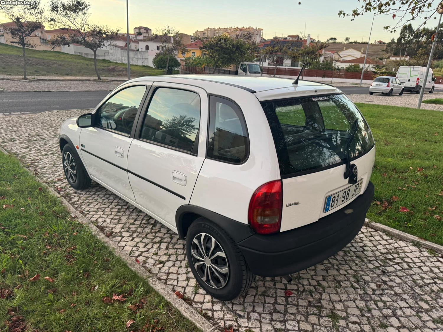 Opel Corsa B 180 mil km - 98 — photo 5