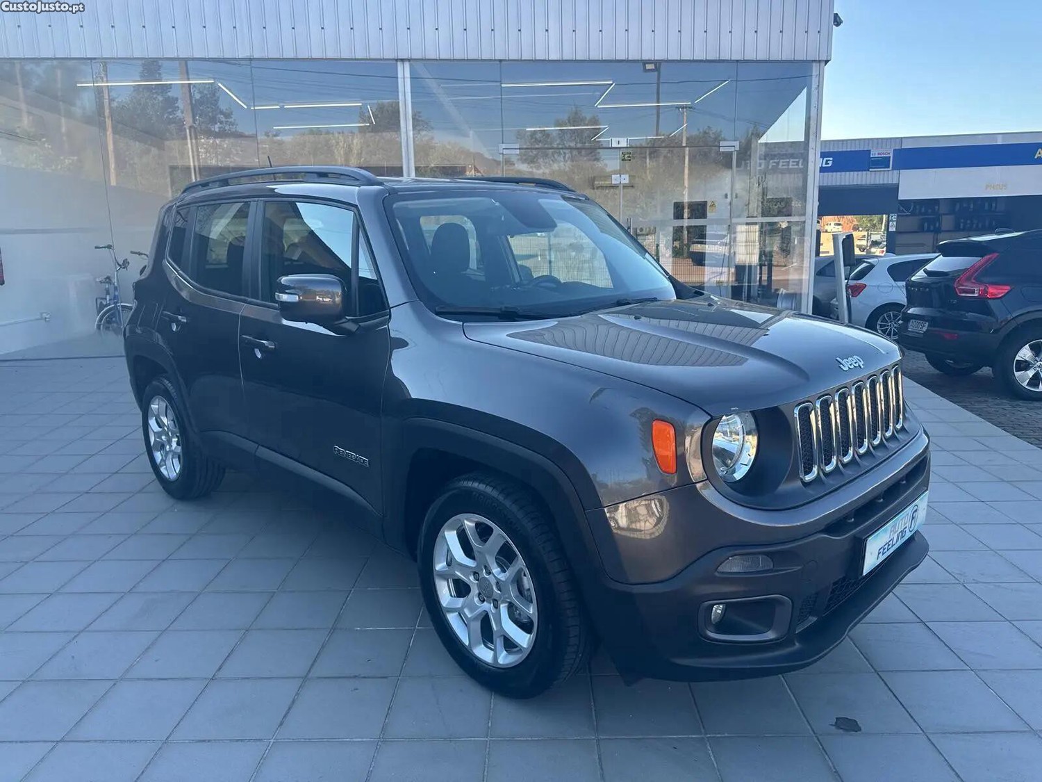 Jeep Renegade 1.4 MA Longitude - 18 — photo 2