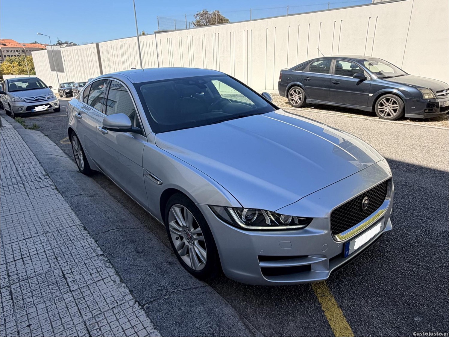 Jaguar XE Prestige — fotografia 10