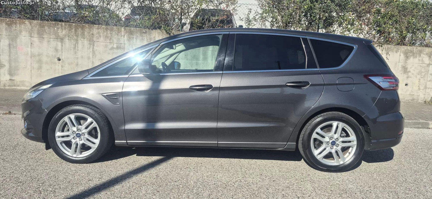 Ford S-Max 1.6 tdci titanium 7l - 16 — photo 4