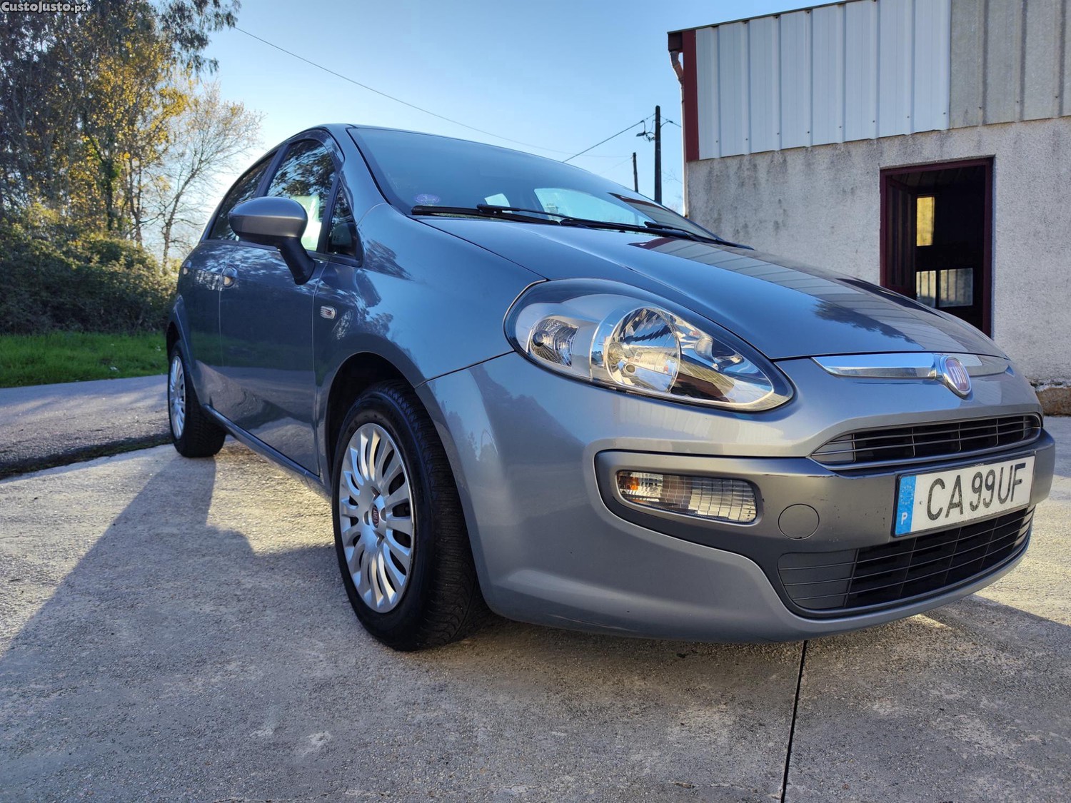 Fiat Punto Evo 1.4 16v Multiair - 105cv - Caixa de 6 vel. — fotografia 7
