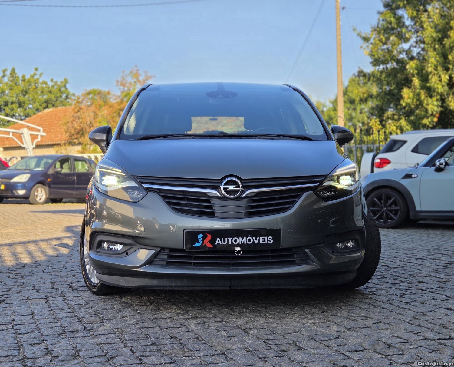 Opel Zafira 1.6 CDTi Innovation S/S - 7 LUGARES - 17 — photo 2