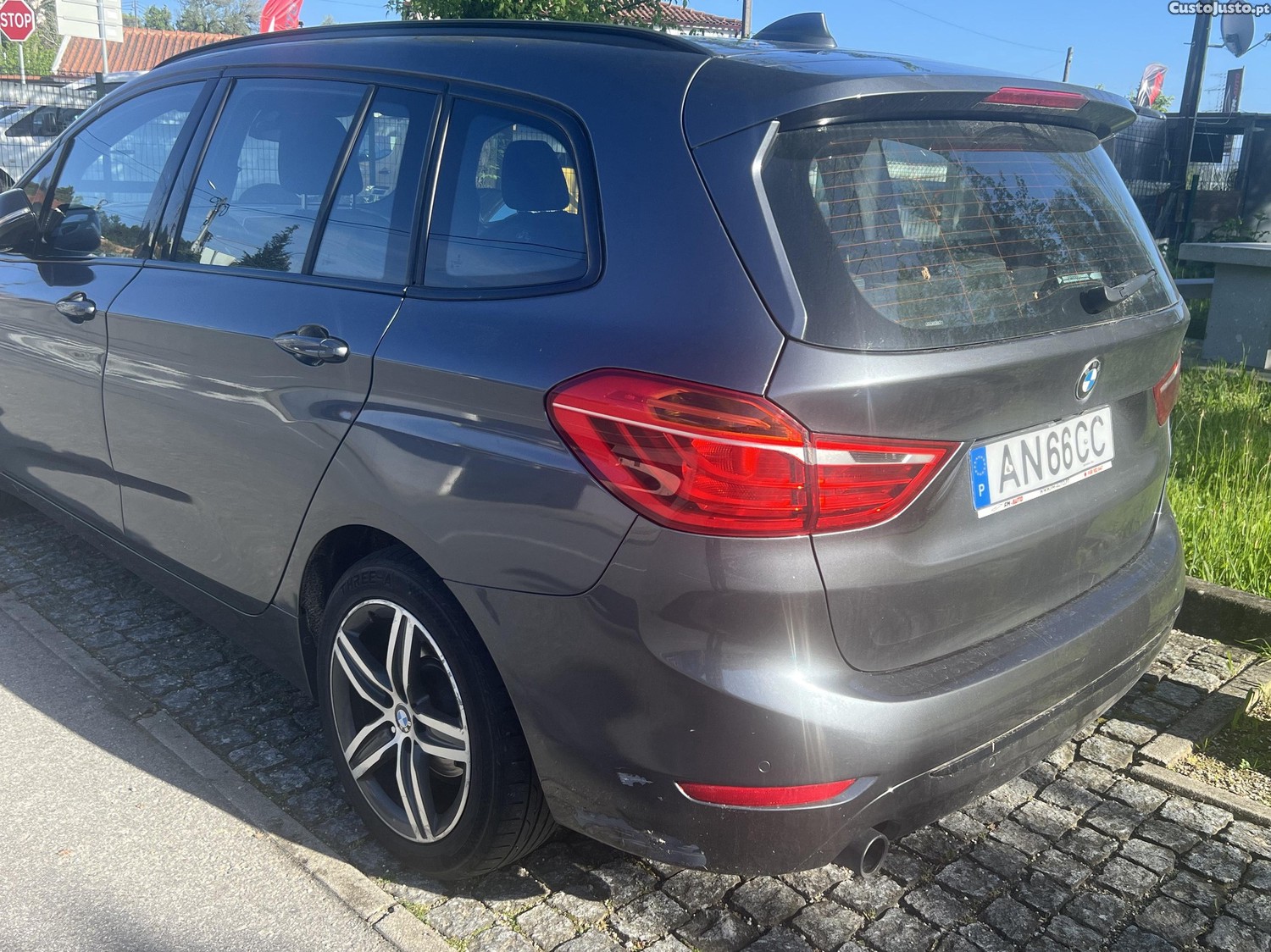 BMW 216 Gran Tourer Sport — fotografia 3
