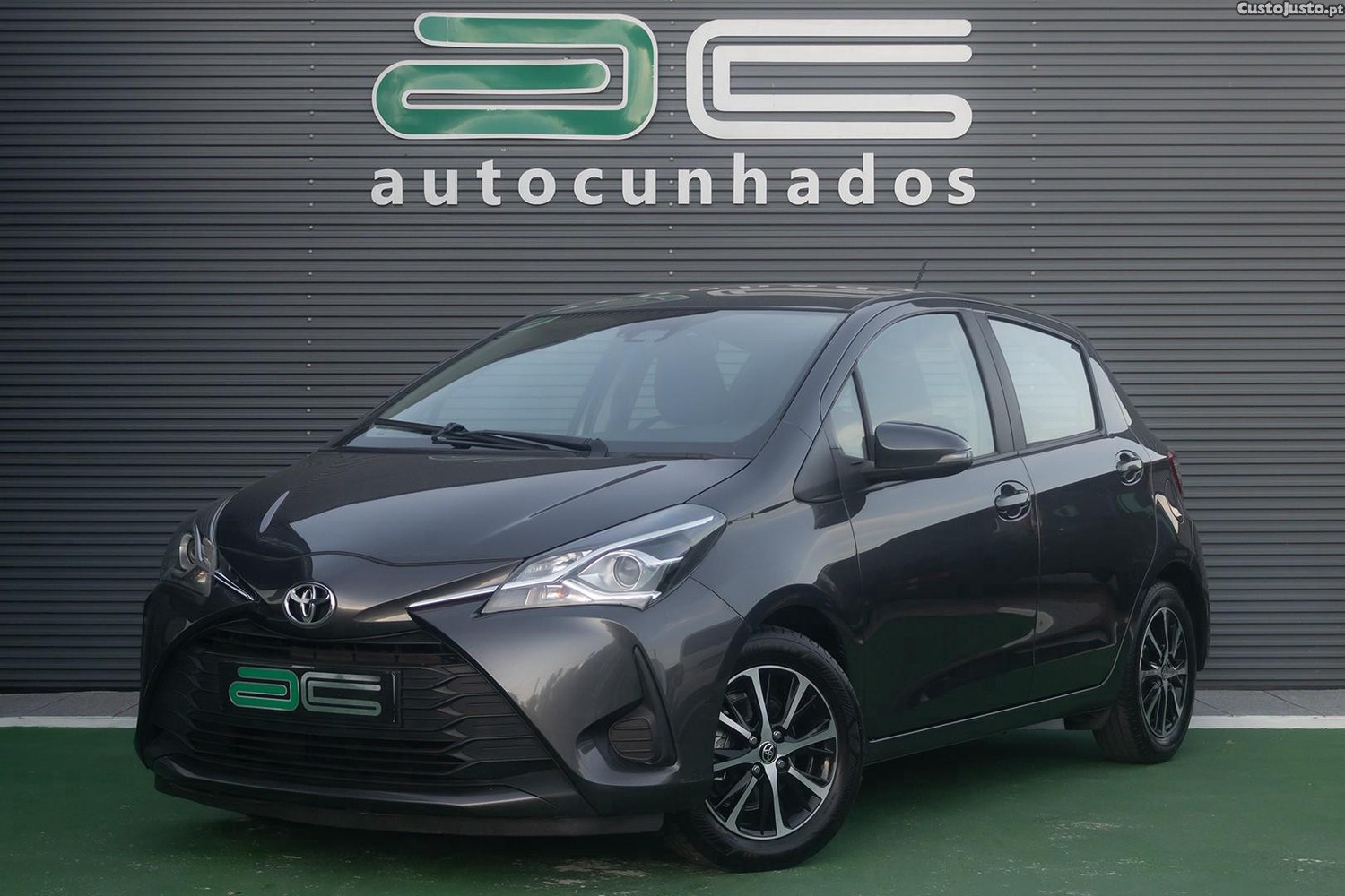 Toyota Yaris 1.0 VVT-i Comfort — fotografia 21