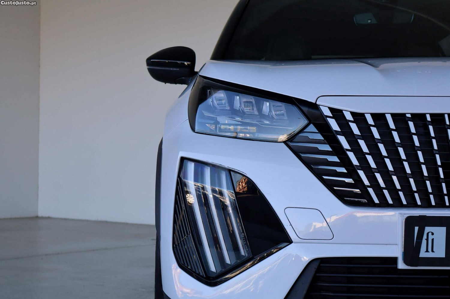 Peugeot 2008 54 kWh GT - 24 — photo 3
