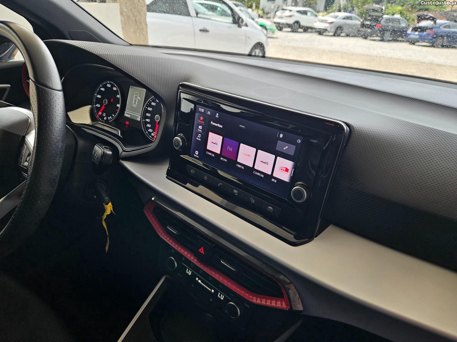 SEAT Arona 1.0 TSI FR — fotografia 3