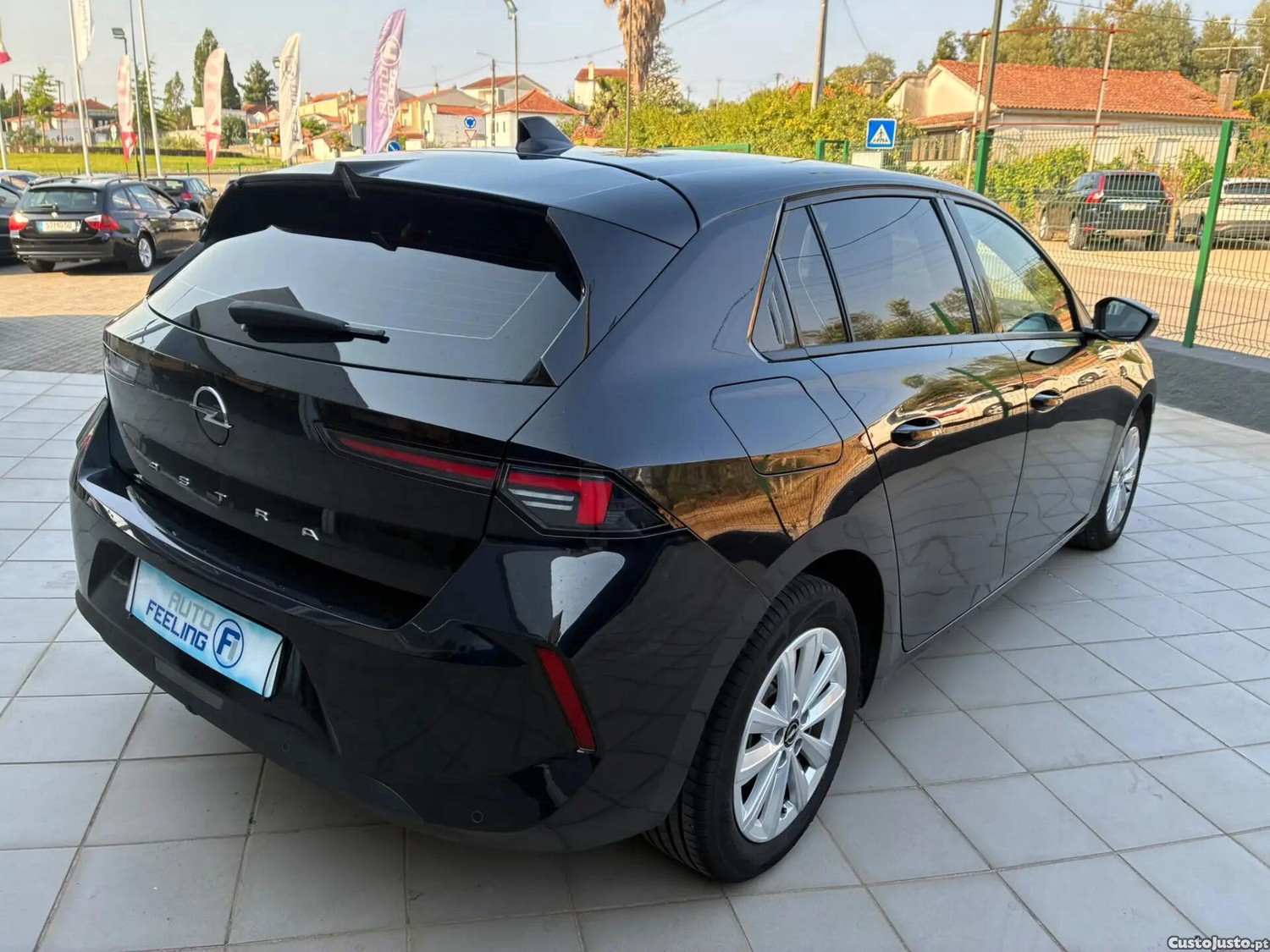 Opel Astra 1.5 D Edition Aut. - 25 — photo 3