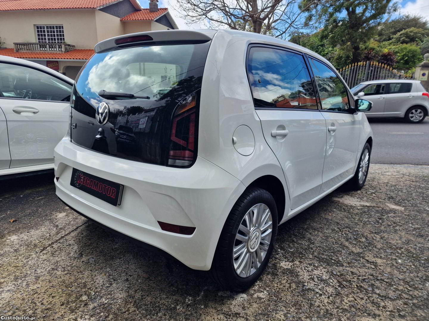 VW Up! 1.0 Move - 23 — photo 3