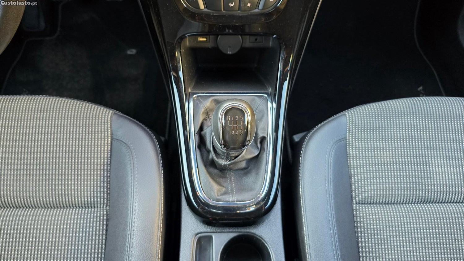 Opel Astra Sports Tourer 1.6 CDTI Ecotec Edition S/S — fotografia 4
