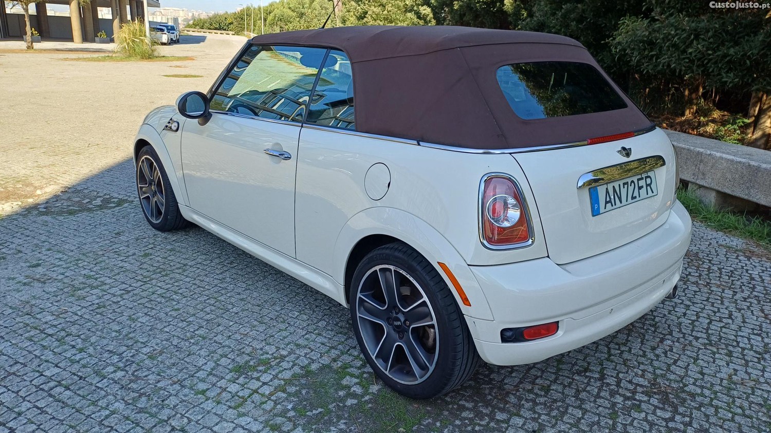 MINI Cabrio Cooper D Cabrio - 10 — photo 4