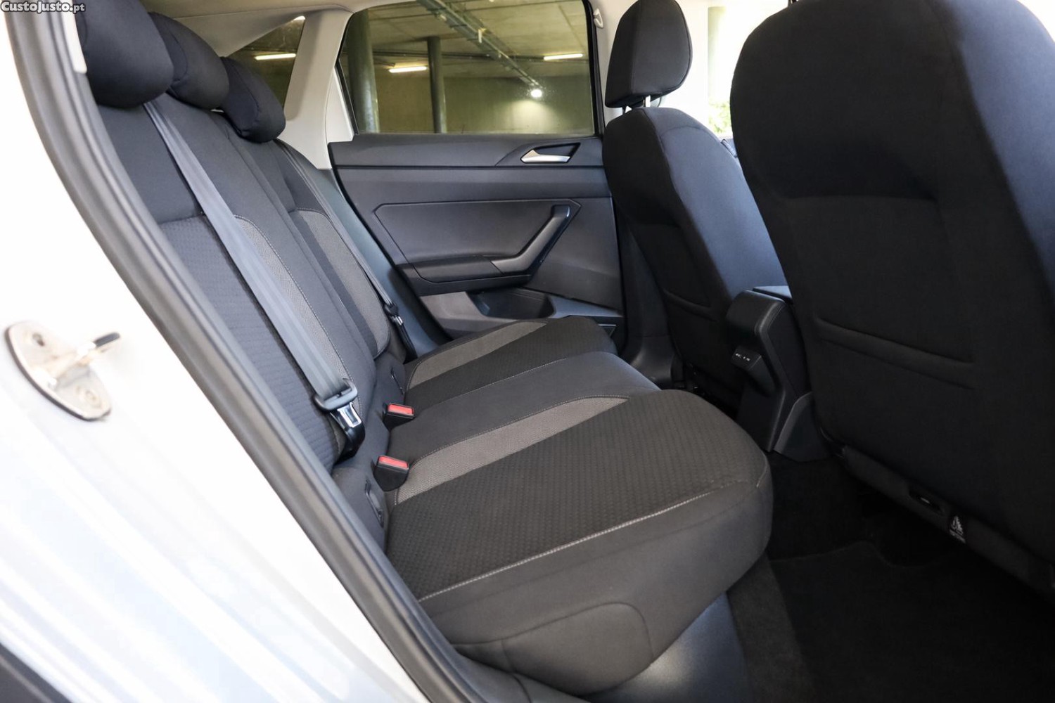 Volkswagen Taigo 1.0 TSI Life — fotografia 3