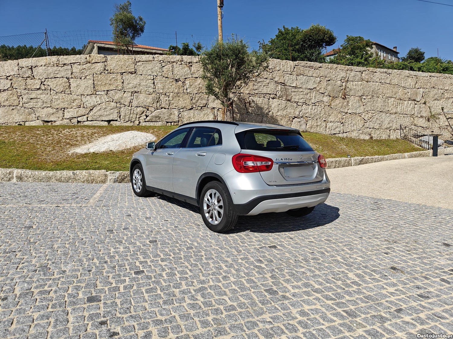 Mercedes-Benz GLB 180 180D 7G-DCT — photo 4