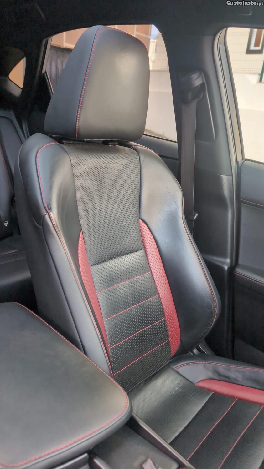 Lexus NX 300 h — fotografia 3