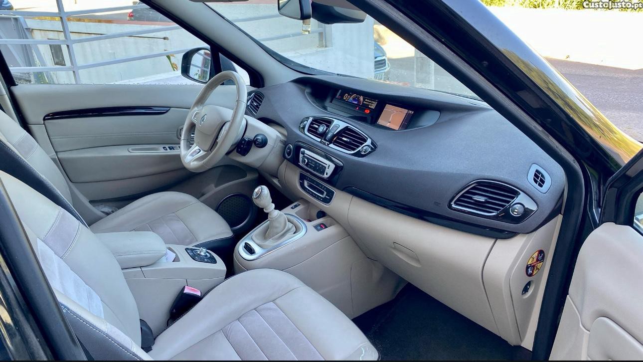 Renault Scénic 1.5 dCi — fotografia 3