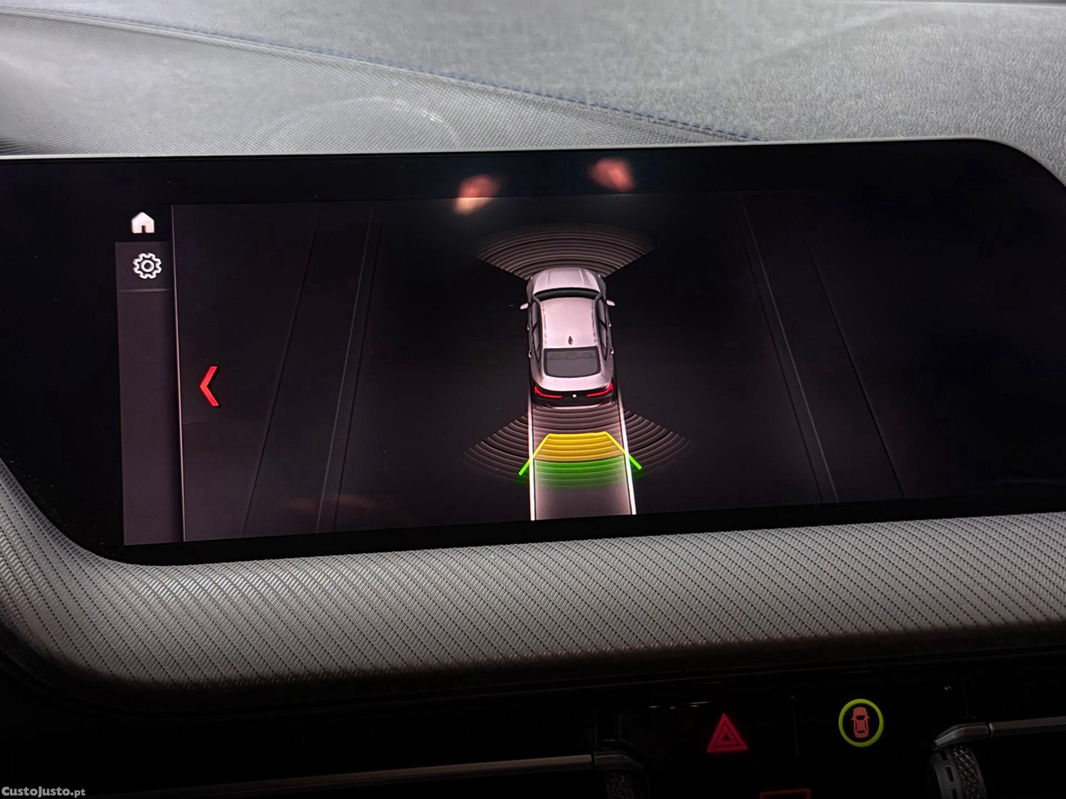 BMW 216 d Pack Desportivo M — fotografia 4