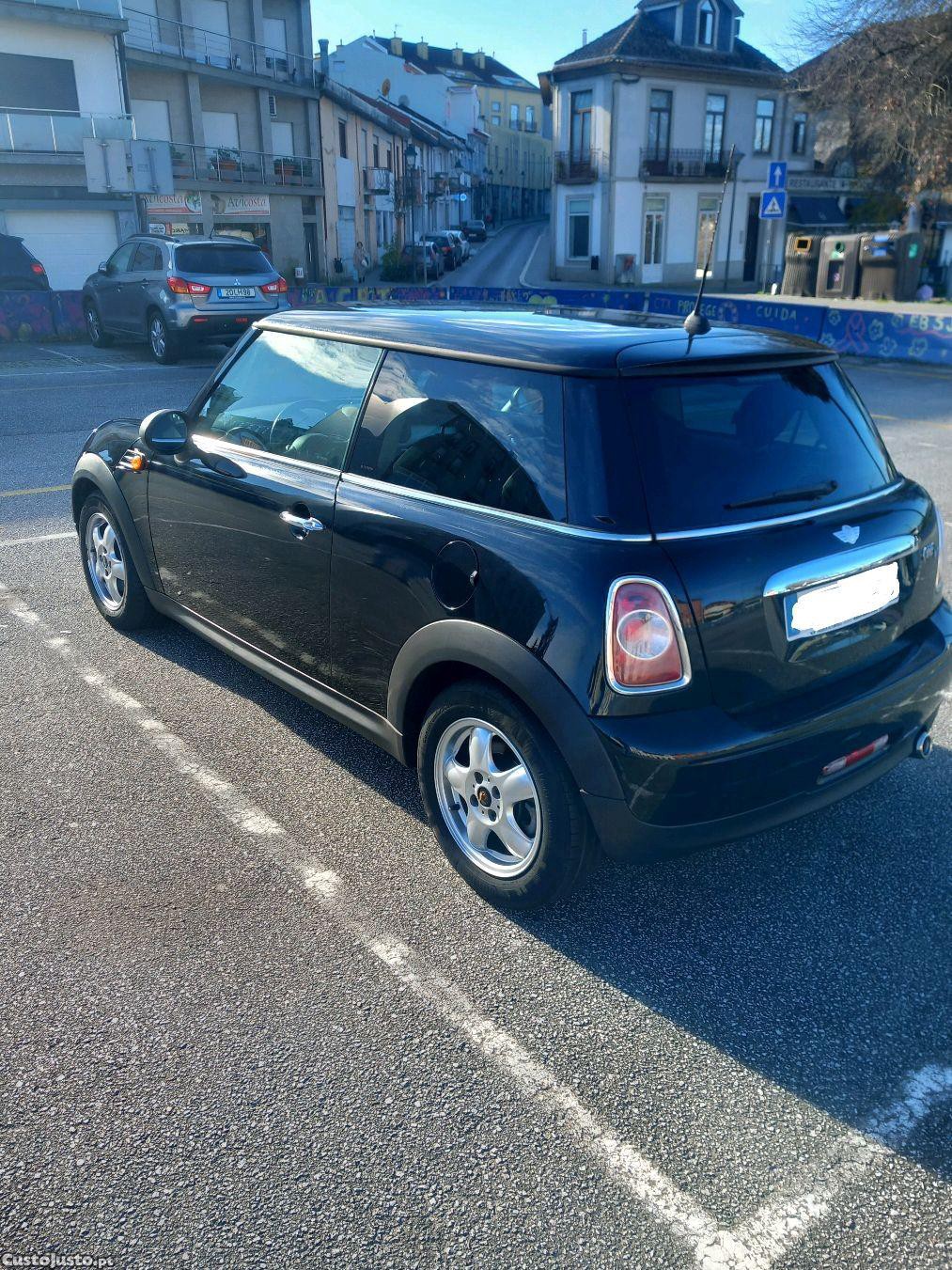 MINI Cooper One d — fotografia 2