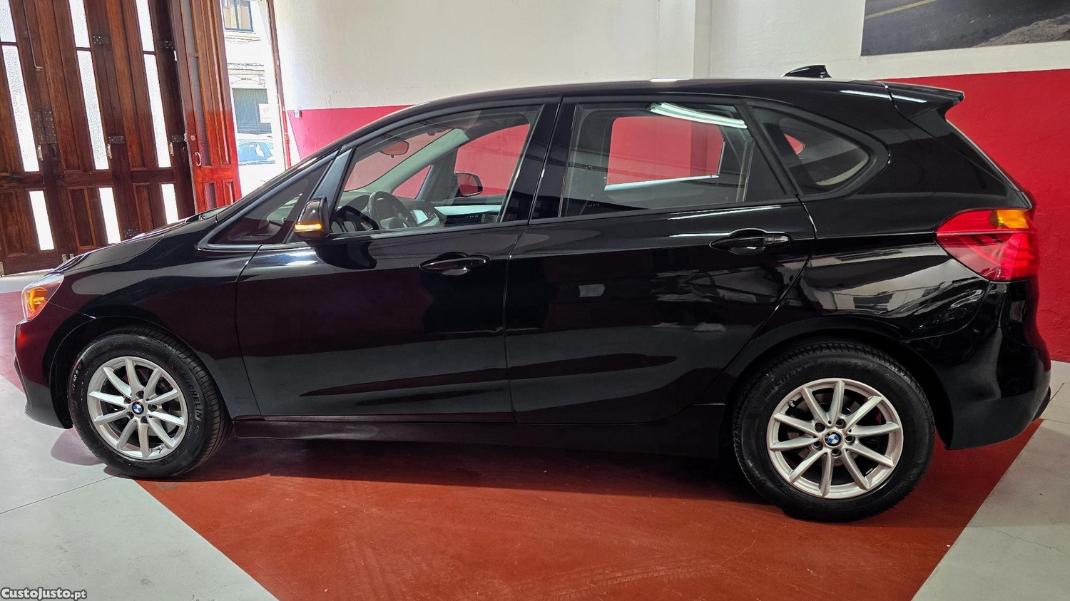 BMW 216 Active Tourer d Advantage Auto - 18 — photo 3