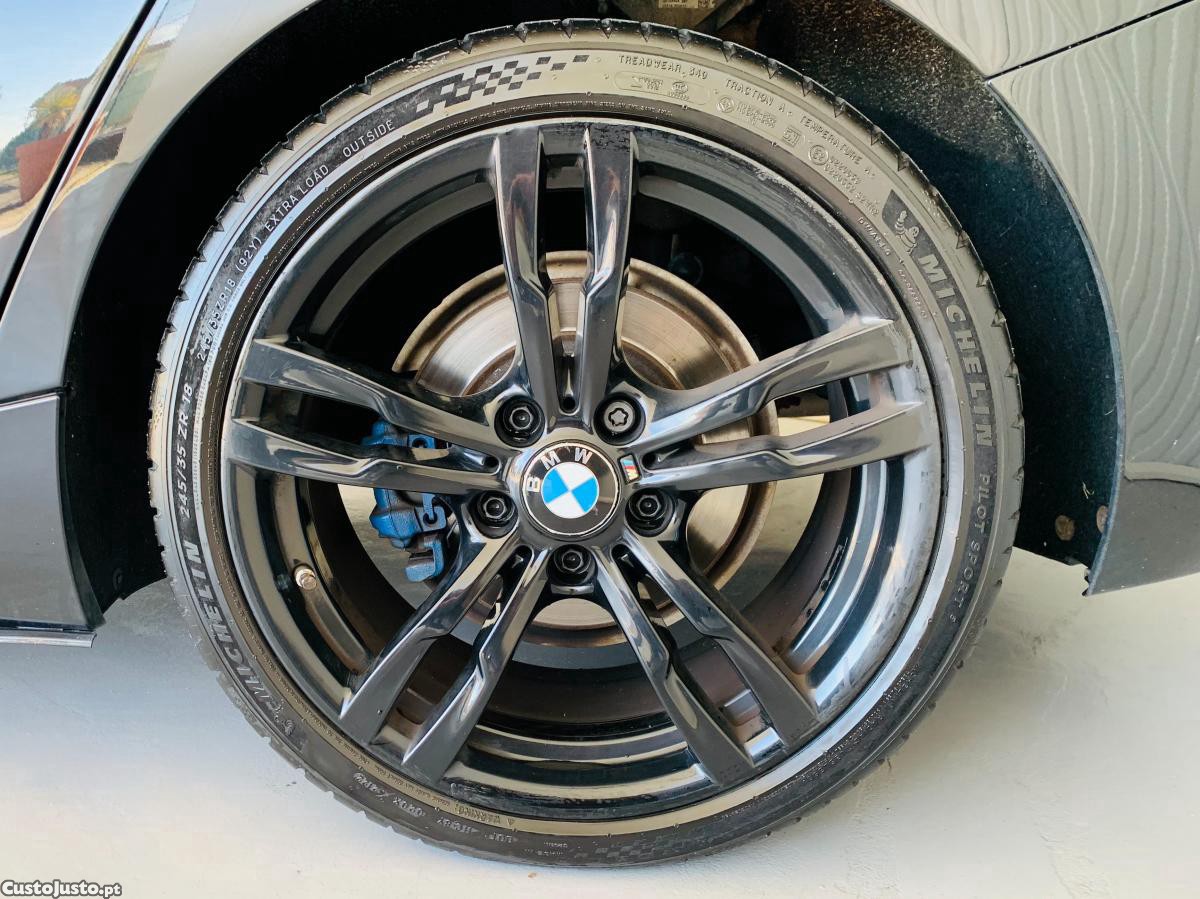 BMW 116 d Pack M Auto - 18 foto 5