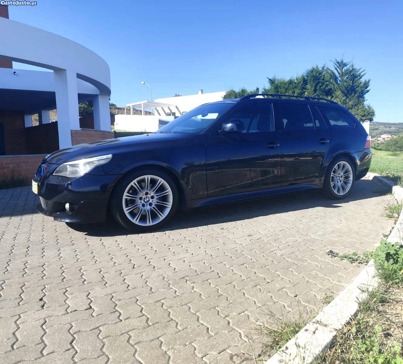 BMW 520 Pack M 177cv - 08 — photo 3
