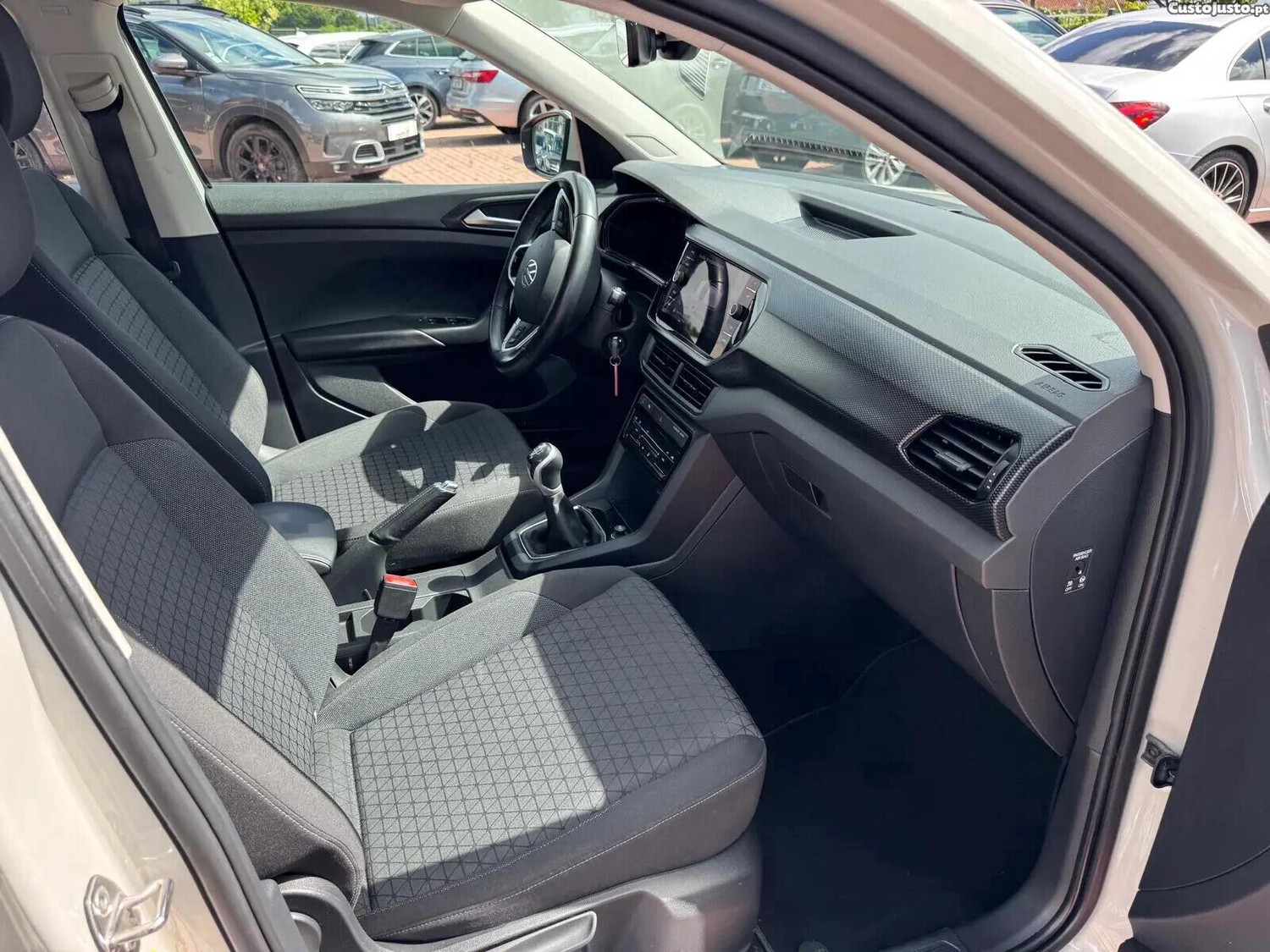 VW T-Cross 1.0 TSI Urban - 23 — photo 5
