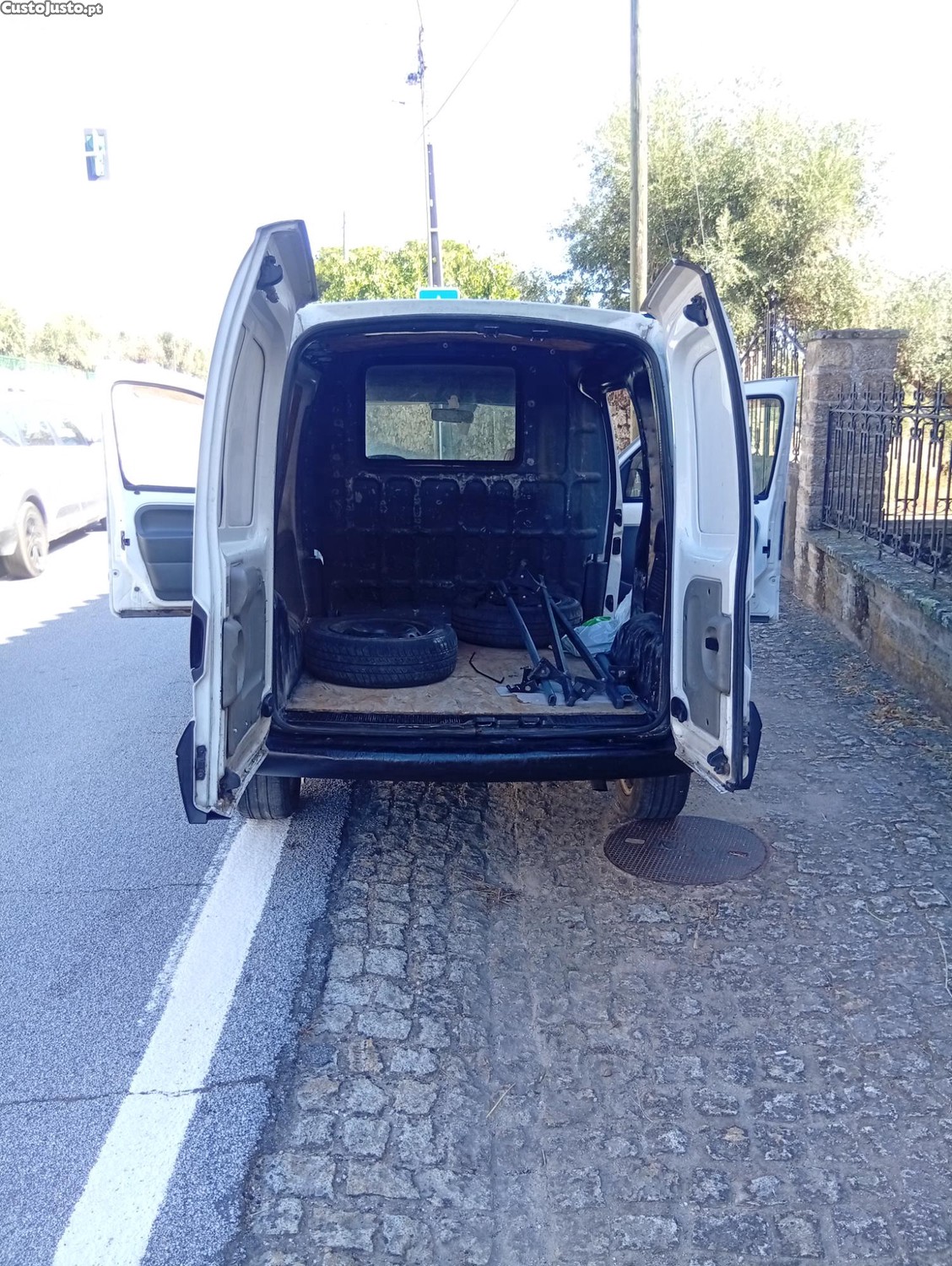 Renault Kangoo Em muito bom estado - 01 — photo 4