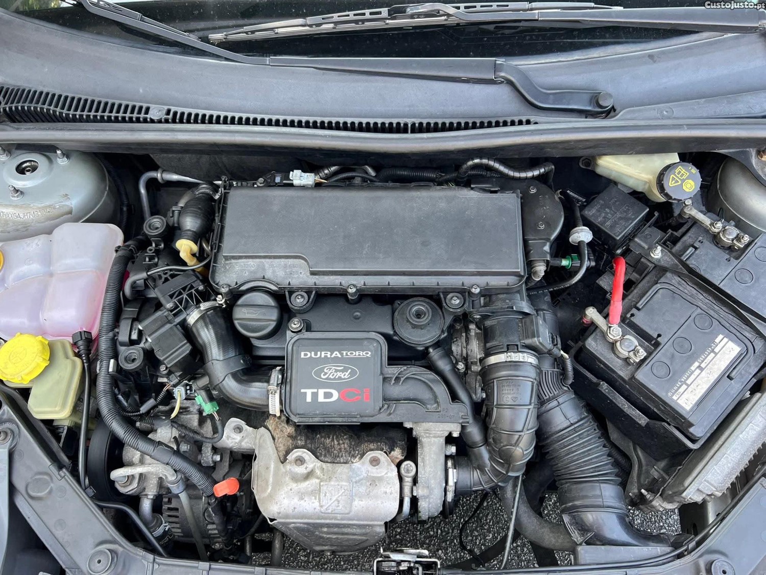 Ford Fiesta 1.4 tdci — fotografia 6
