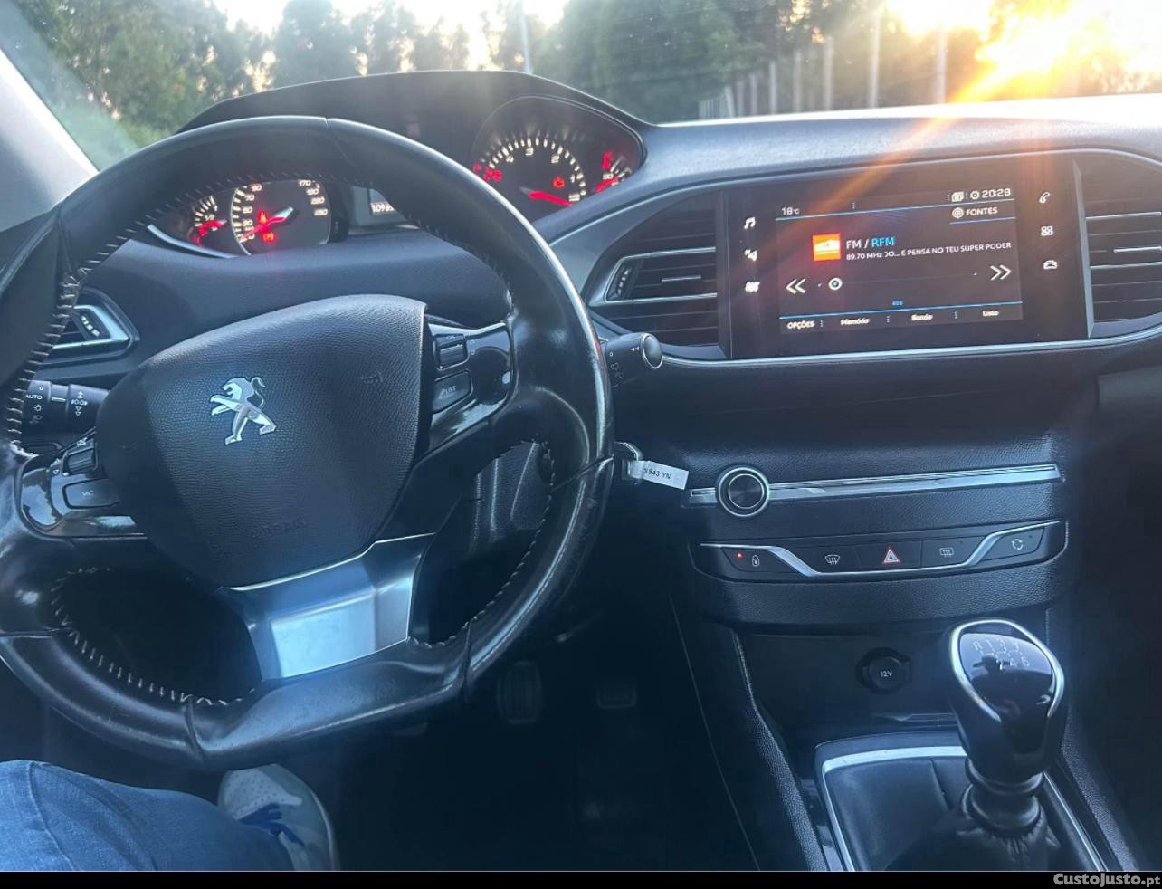Peugeot 308 Sw - 20 — photo 2
