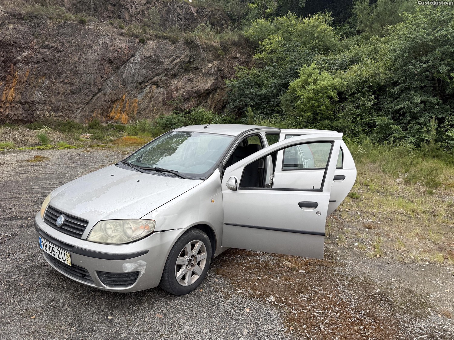 Fiat Punto 1.3 multijet — fotografia 4