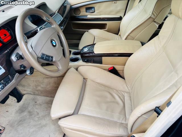 BMW 730 Diesel 2008 — fotografia 3