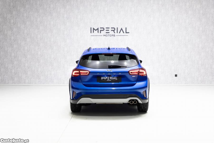 Ford Focus 1.0 EcoBoost MHEV Ac — fotografia 21