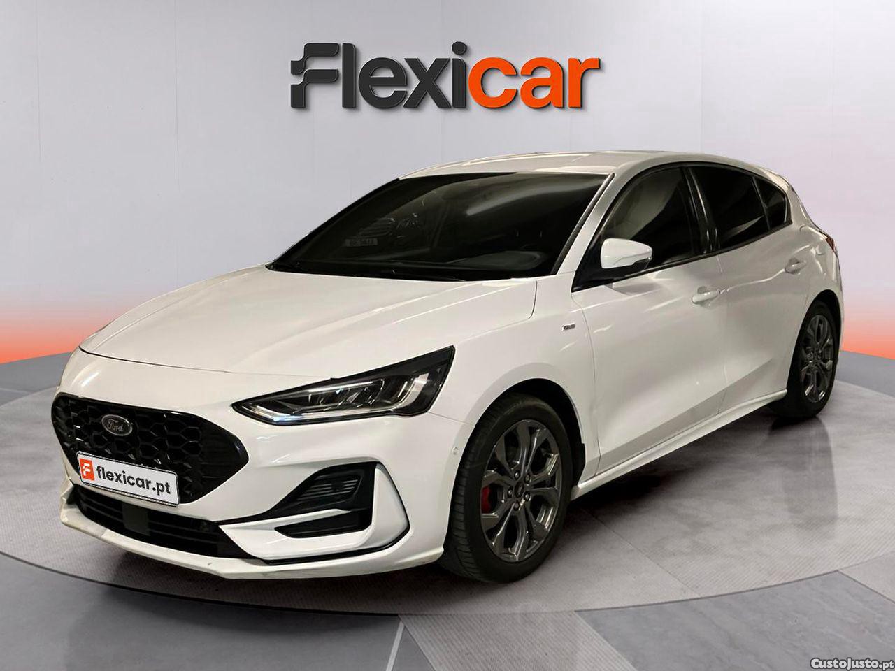 Ford Focus 1.0 EcoBoost MHEV ST-Line — fotografia 23