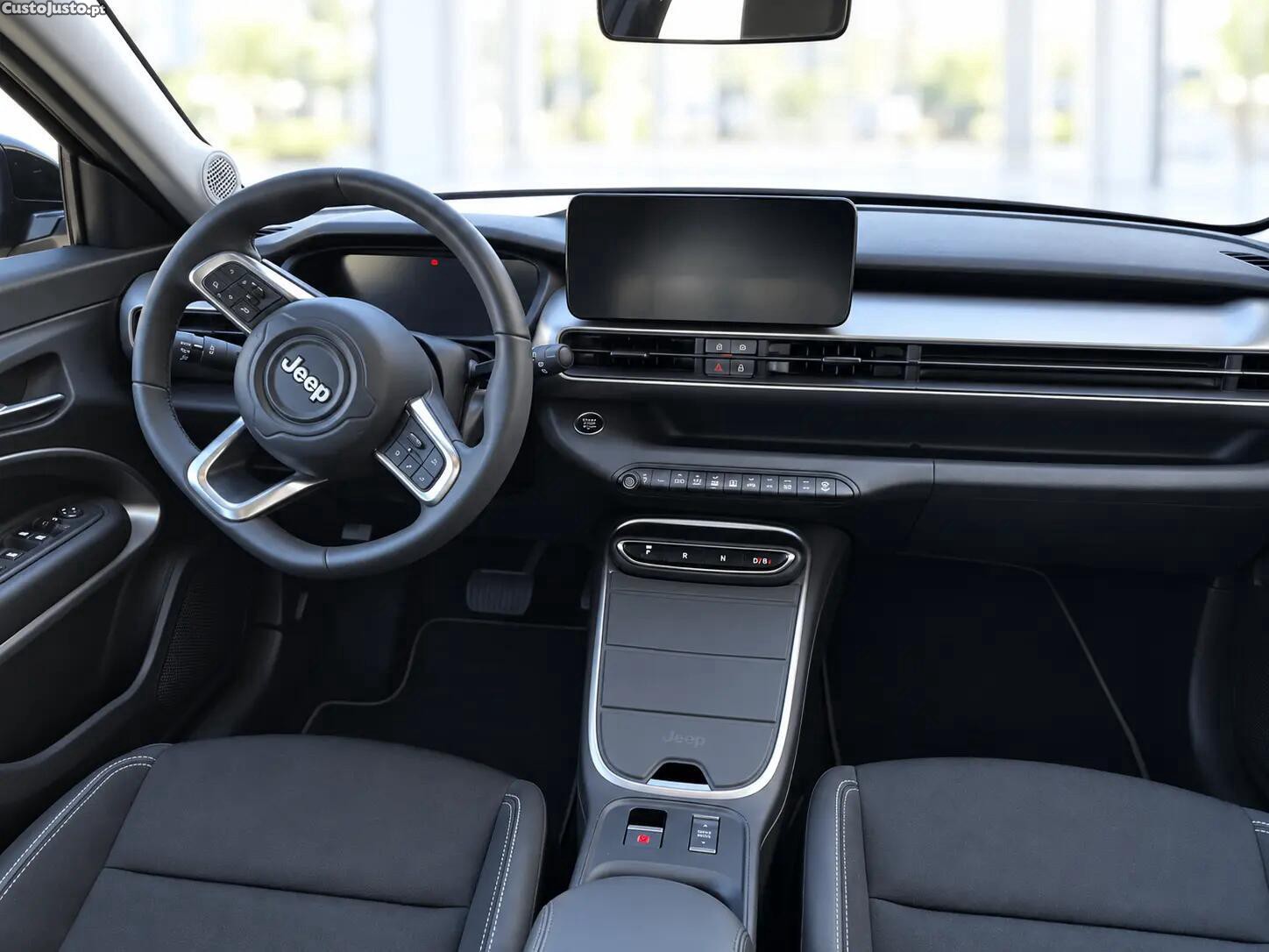 Jeep Avenger 54 kWh Altitude - 24 — photo 4