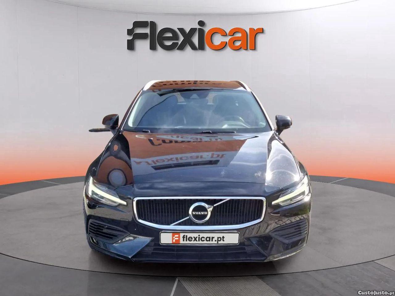 Volvo V60 2.0 T8 AWD TE Momentum — fotografia 18