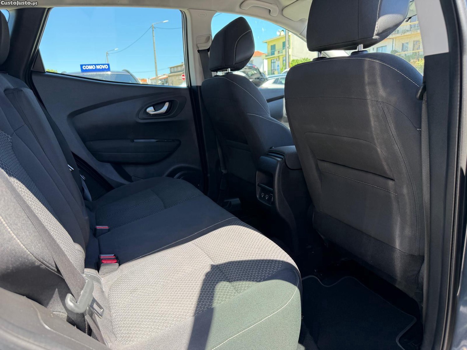 Renault Kadjar 1.3 TCe Intens EDC — fotografia 13