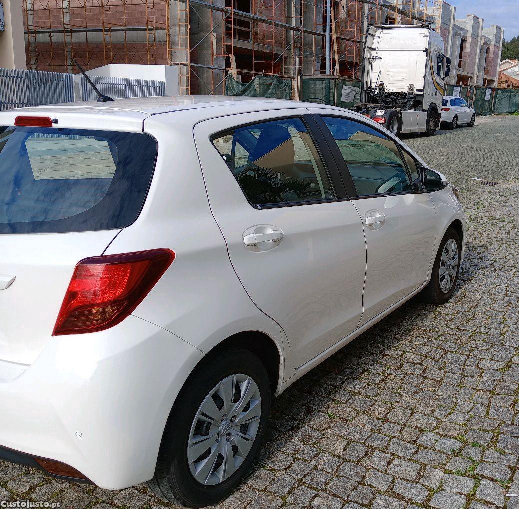Toyota Yaris Active D4D 90cv — fotografia 6