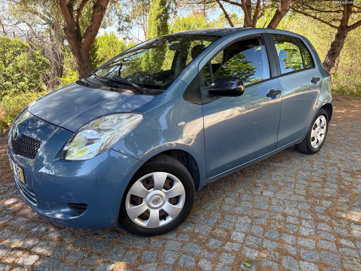 Toyota Yaris 1.0 cilin iuc barato — fotografia 11