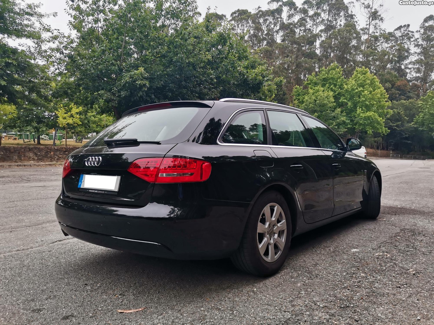 Audi A4 2.0 TDI B8 — fotografia 6