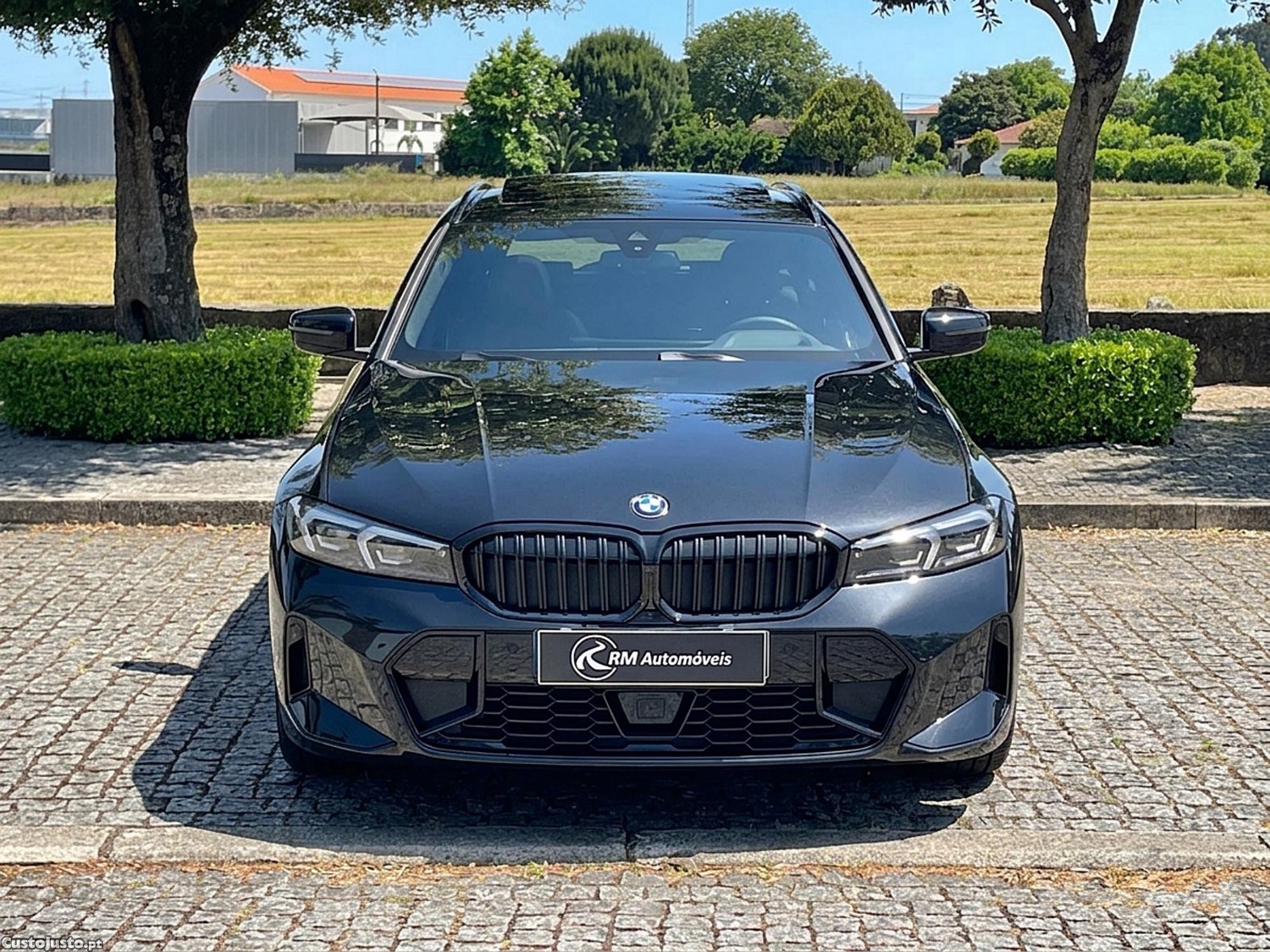 BMW 330 e Touring Aut. M Sport - 22 — photo 2