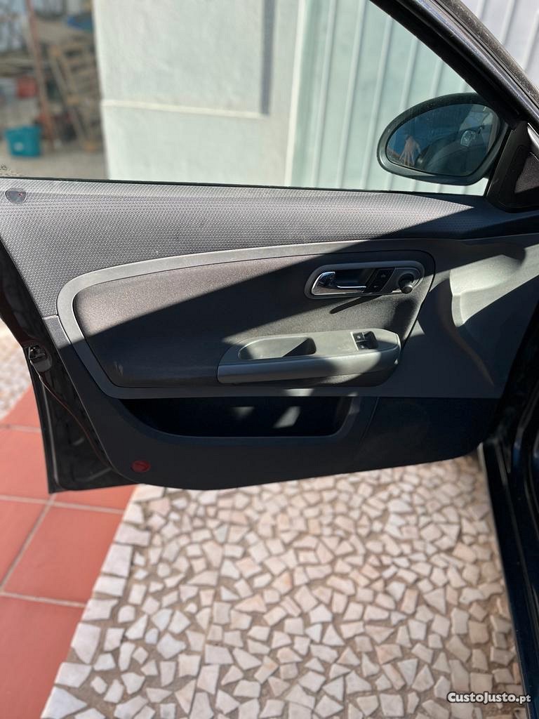 SEAT Ibiza 1.4TDI — fotografia 3