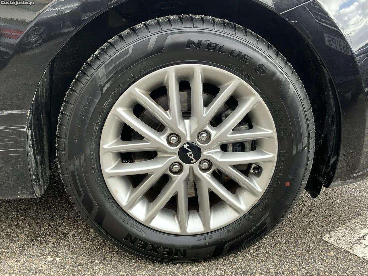 Kia Rio 1.0 T-GDi Wave — fotografia 9