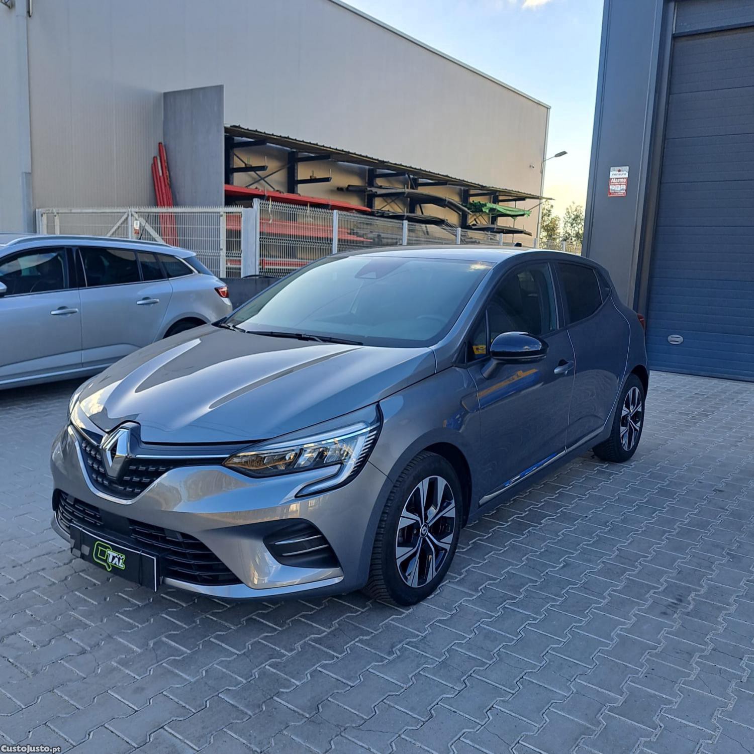 Renault Clio 1.0 TCe Evolution — fotografia 14