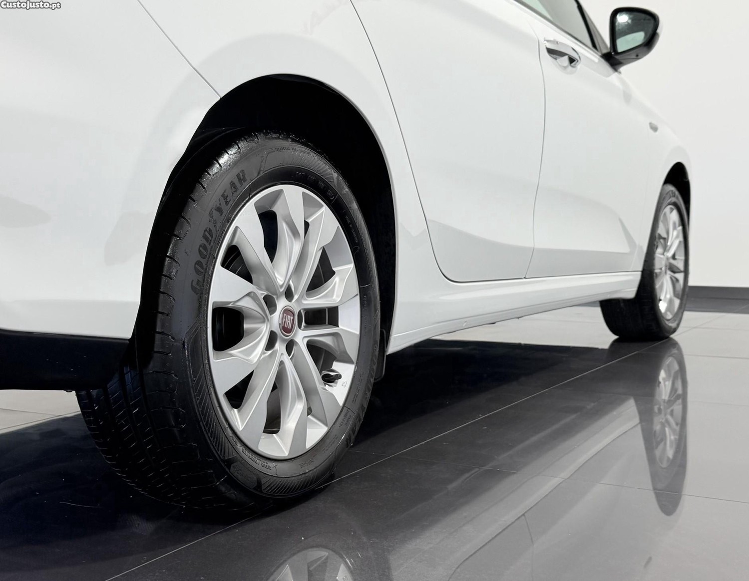 Fiat Tipo 1.3 M-JET LOUNGE 95 CV - NACIONAL - 41157 KM — fotografia 5
