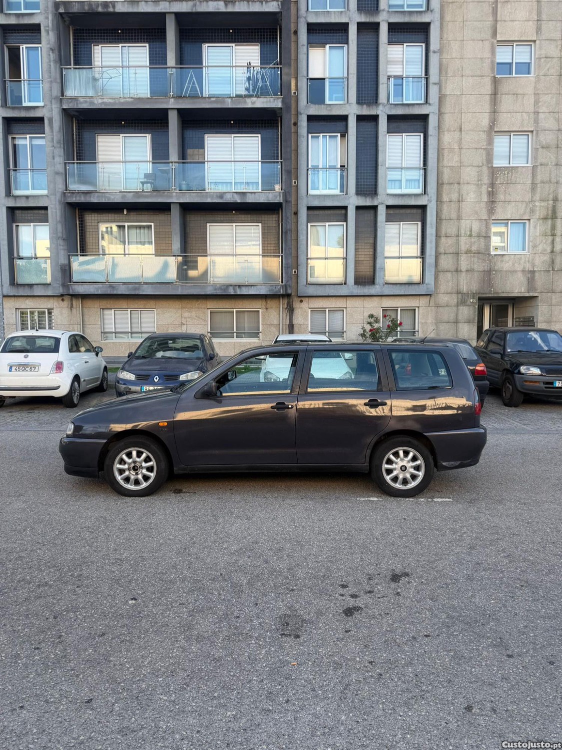 SEAT Cordoba 1.9 TDI 90 cv impecável — fotografia 3