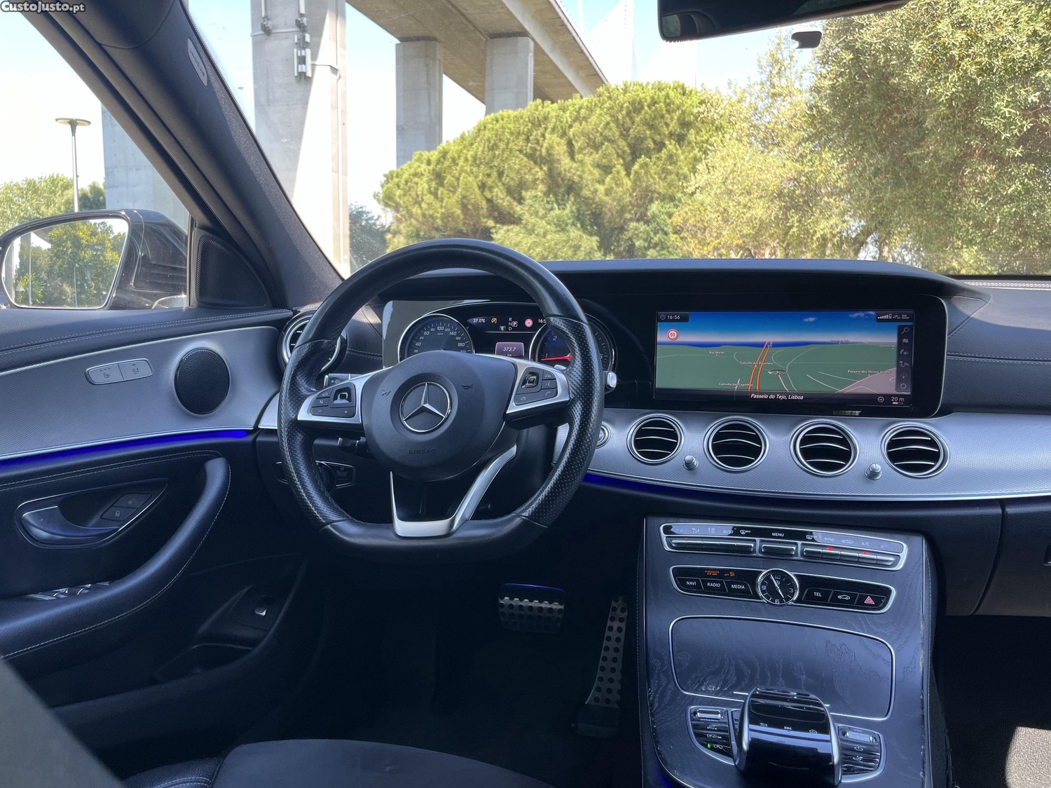 Mercedes-Benz E 220 d AMG 7 Lugares — fotografia 6