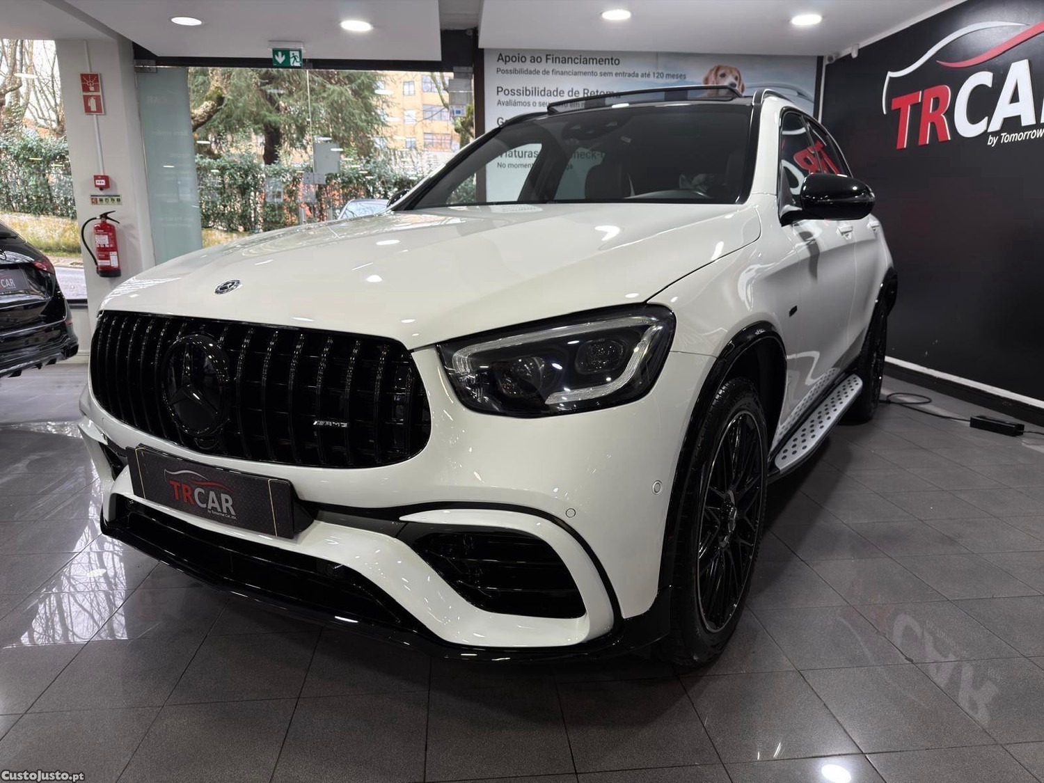 Mercedes-Benz GLC 300 de 4Matic — fotografia 18