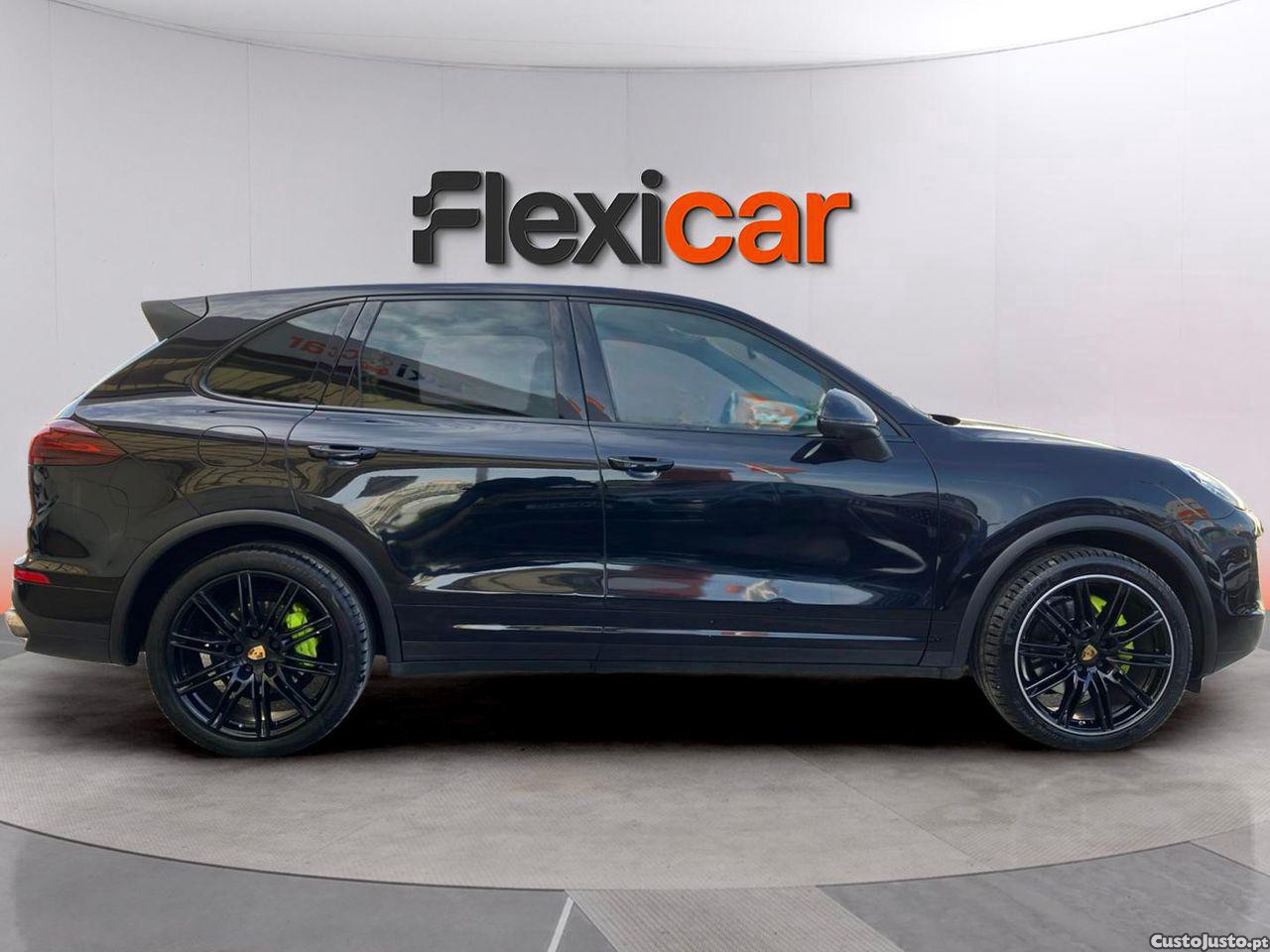Porsche Cayenne S E-Hybrid — fotografia 18