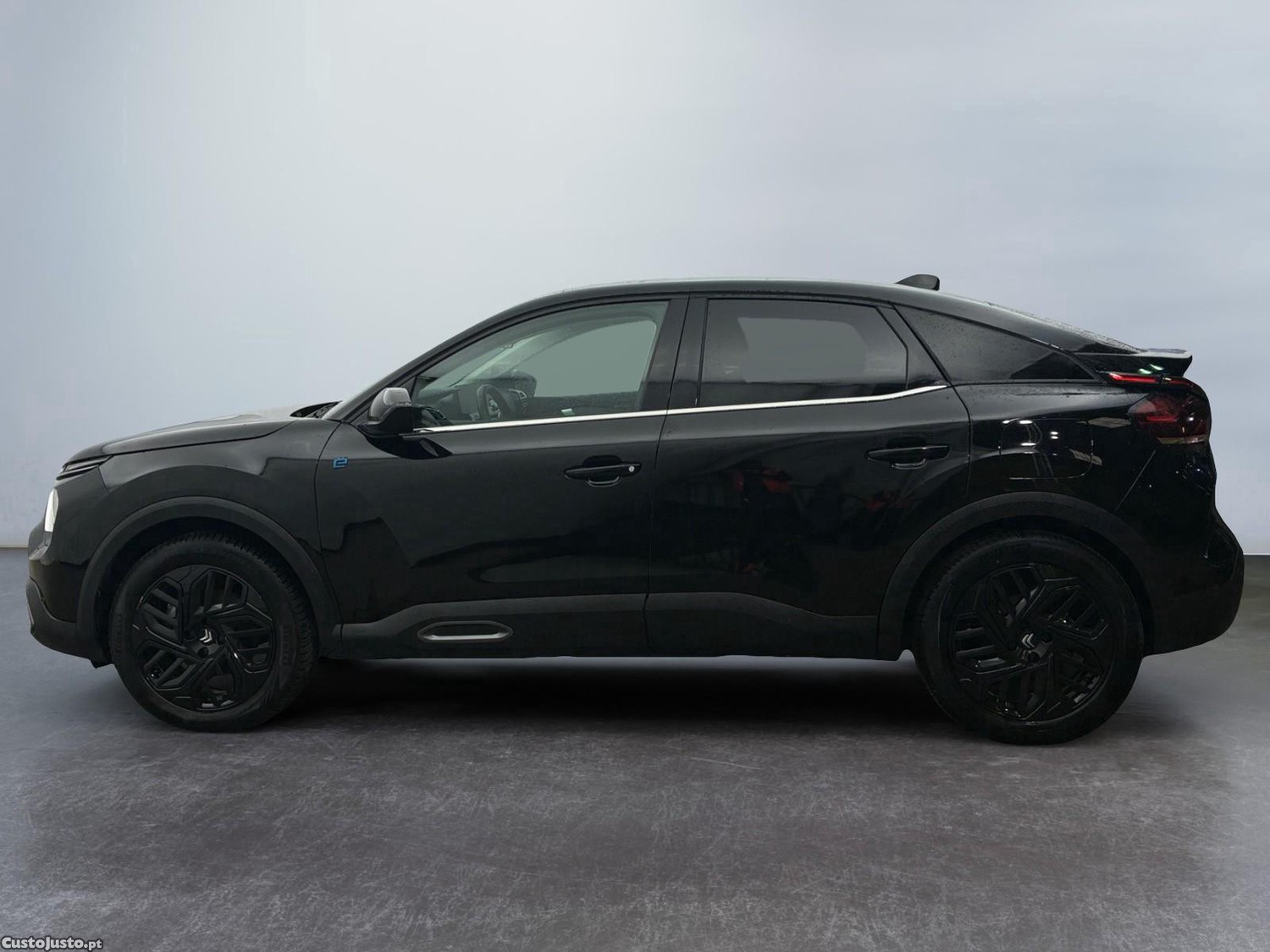 Citroën e-C4 50 kWh E-Series - 24 — photo 2