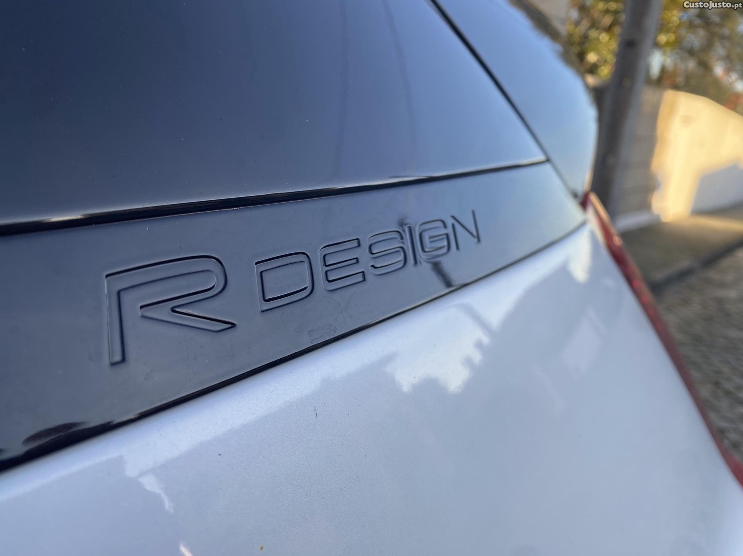 Volvo XC 40 R-Design AWD 190Cv — fotografia 9