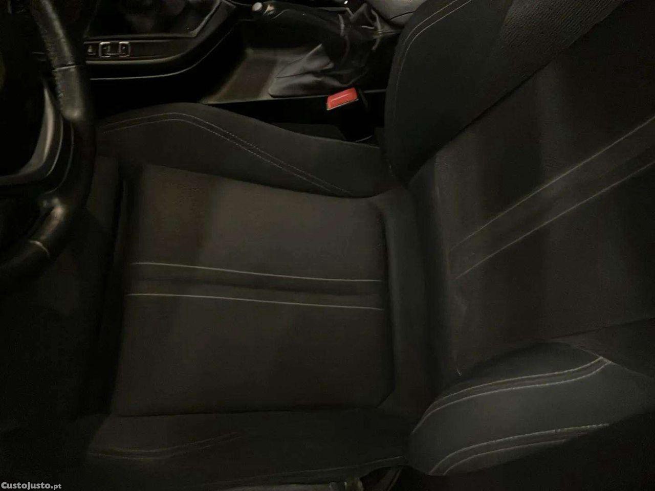 BMW 116 d — fotografia 6