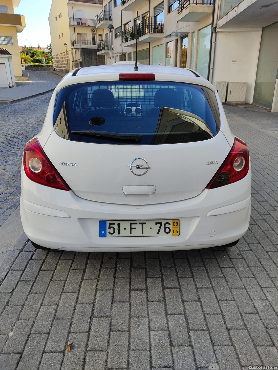 Opel Corsa D 1.3cdti - 08 — photo 3